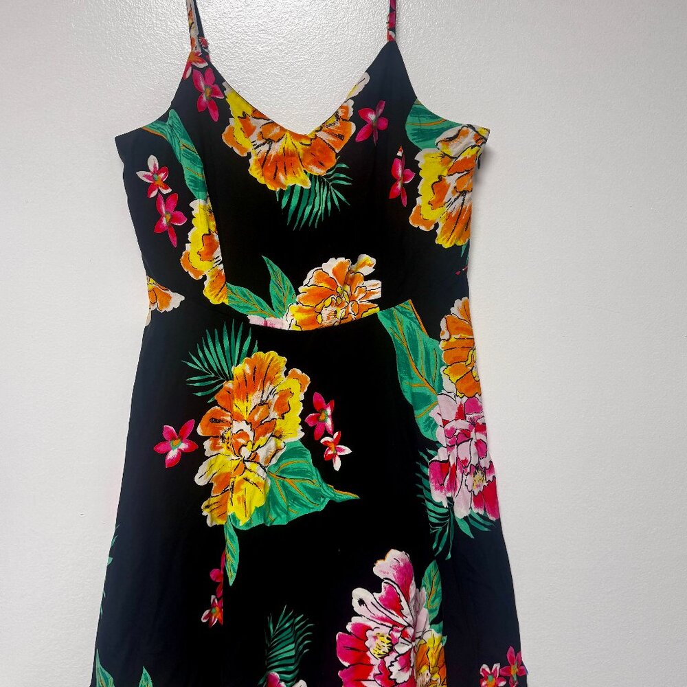 Old Navy The Cami Dress Black Floral Dress Strappy Sz Small Fit & Flare